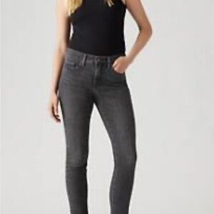 Levi 311 Skinny Women's Gray Jeans. New. Perfect condition. Size 26